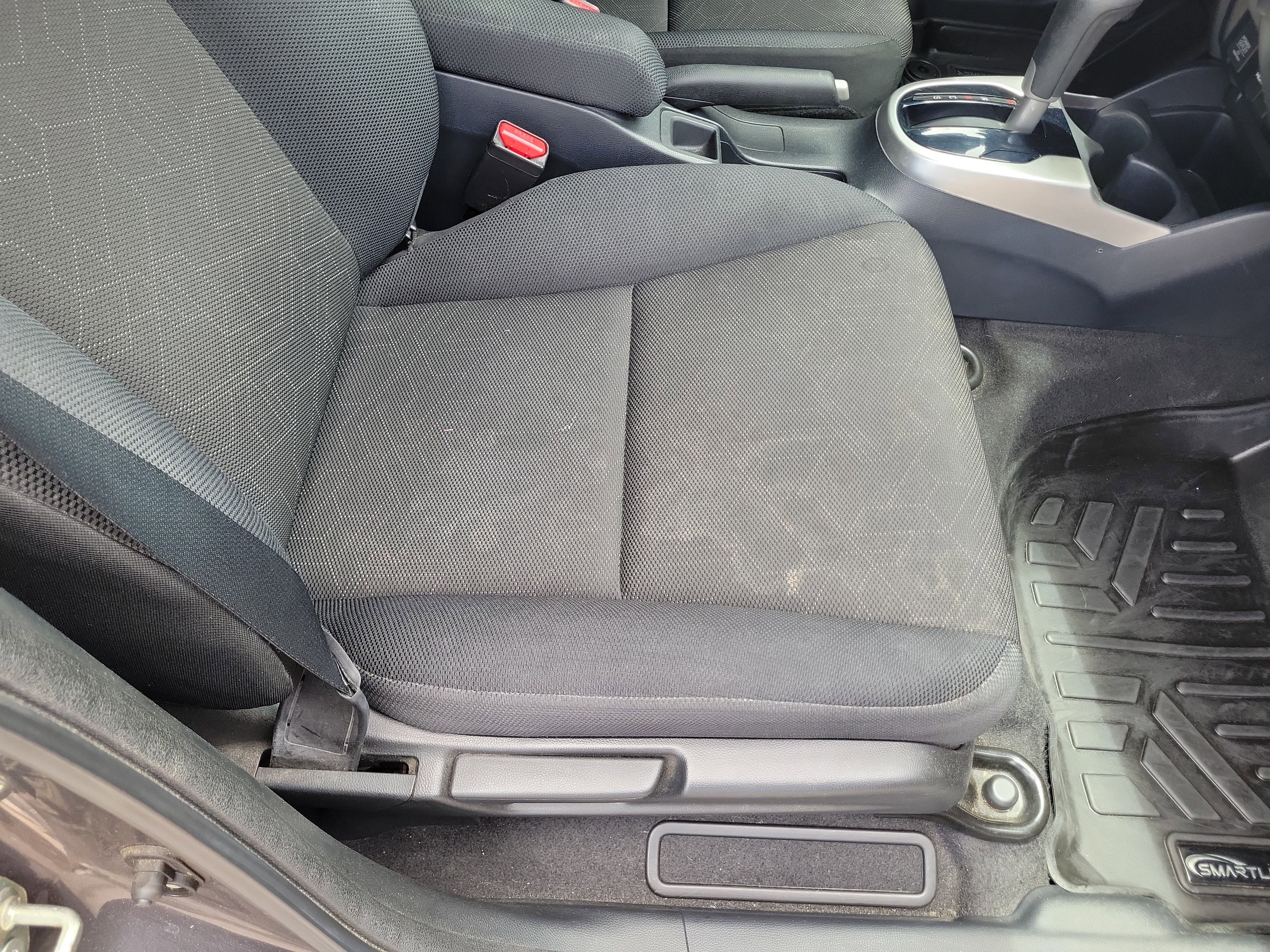 Used 2015 Honda Fit EX image 19