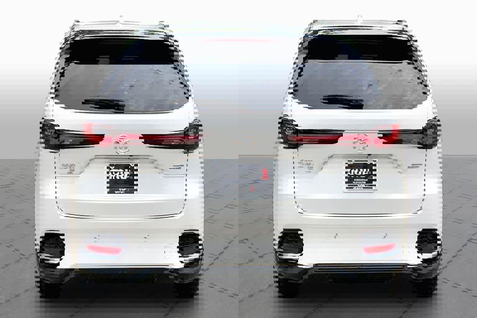 Used 2025 MAZDA CX-70 Plug-In Hybrid w/ Premium Plus AWD/4WD image 5