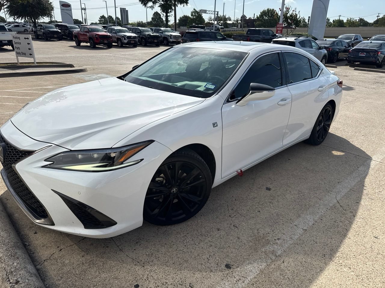 Used 2023 Lexus ES 350 F Sport w/ Accessory Package (Z2)