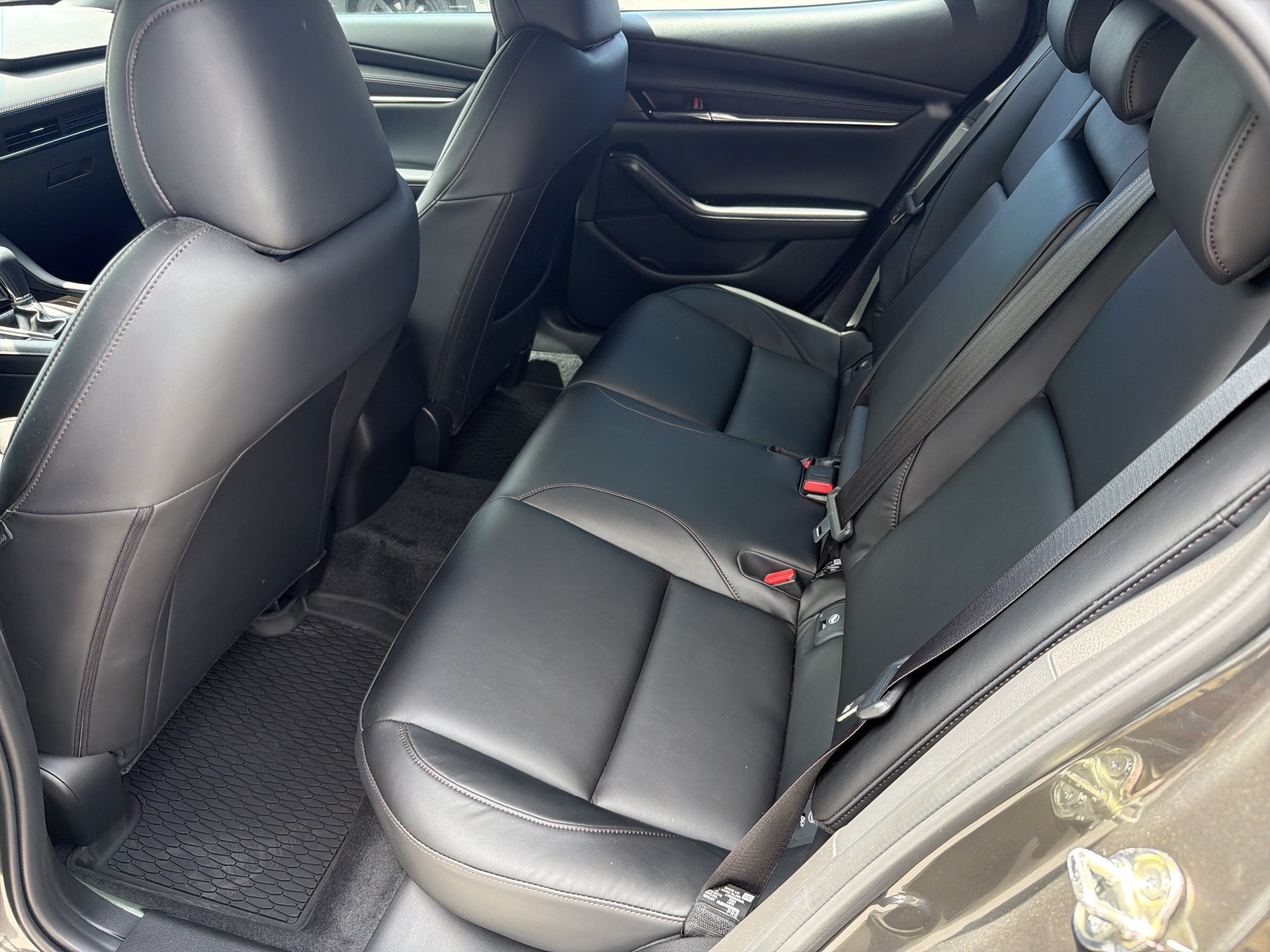Used 2025 MAZDA MAZDA3 s FWD image 31