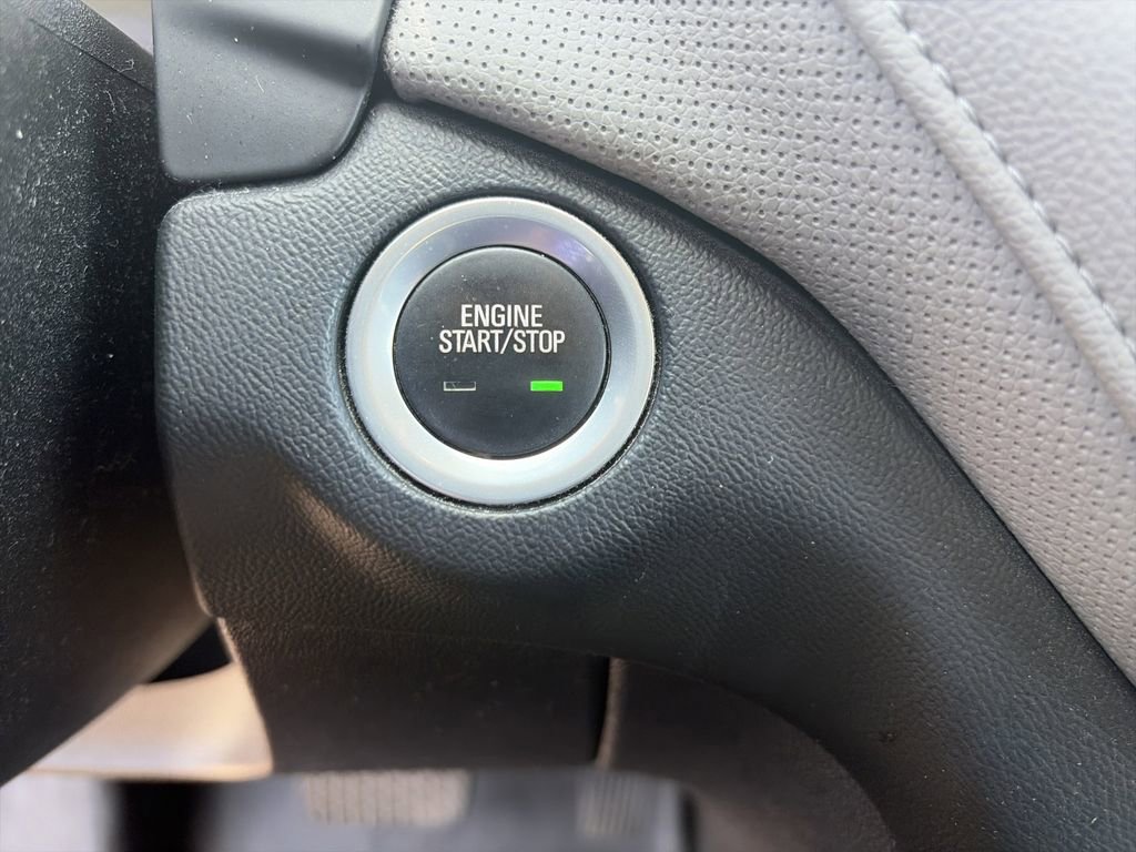 Used 2019 Chevrolet Equinox Premier FWD image 27