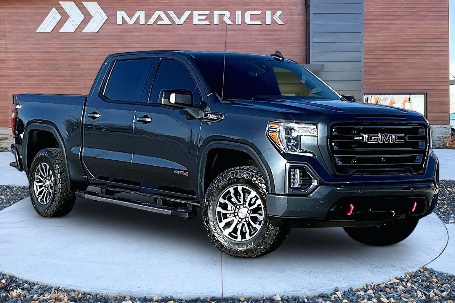 Used 2021 GMC Sierra 1500 AT4 w/ AT4 Value Package image 1