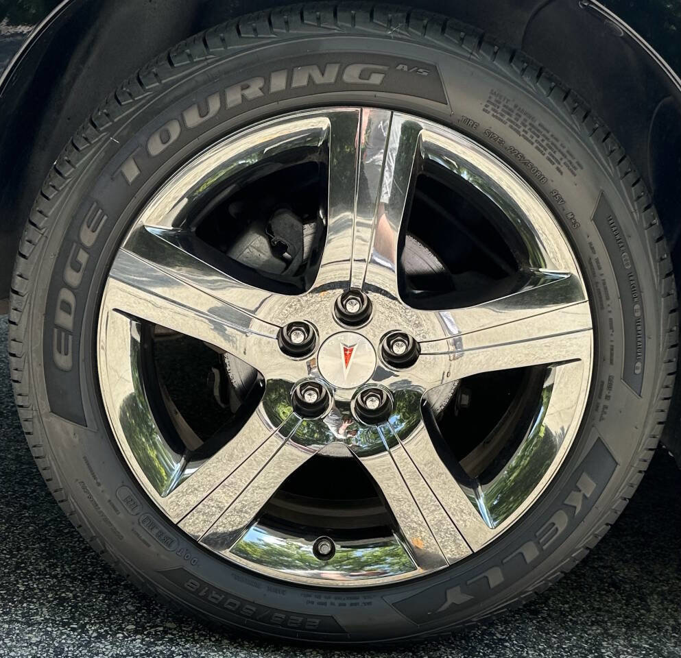 Used 2008 Pontiac G6 GXP w/ Sun And Sound Package image 13