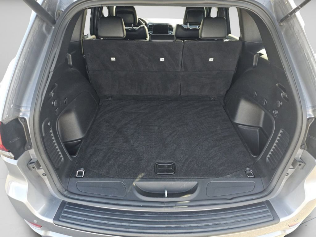 Used 2021 Jeep Grand Cherokee Laredo X image 26