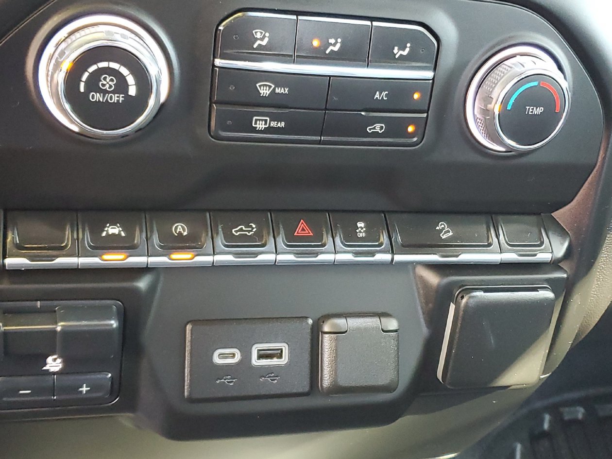 Used 2023 Chevrolet Silverado 1500 W/T w/ WT Value Package AWD/4WD image 24