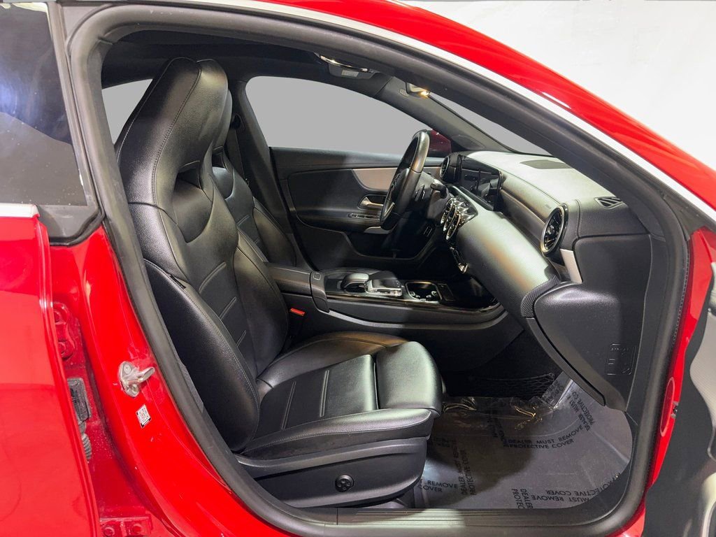 Used 2020 Mercedes-Benz CLA 250 image 10