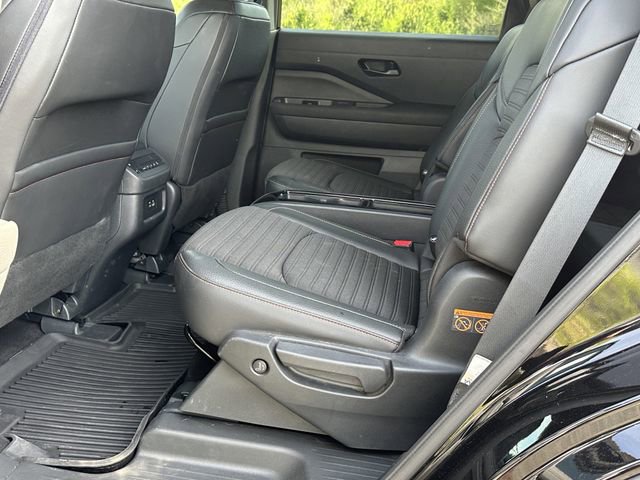 Certified 2025 Nissan Pathfinder Rock Creek image 22