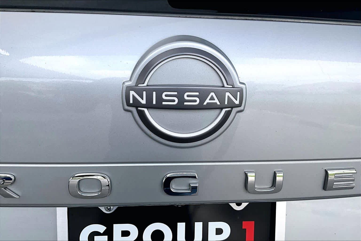 Certified 2023 Nissan Rogue Platinum w/ Platinum Premium Package AWD/4WD image 31