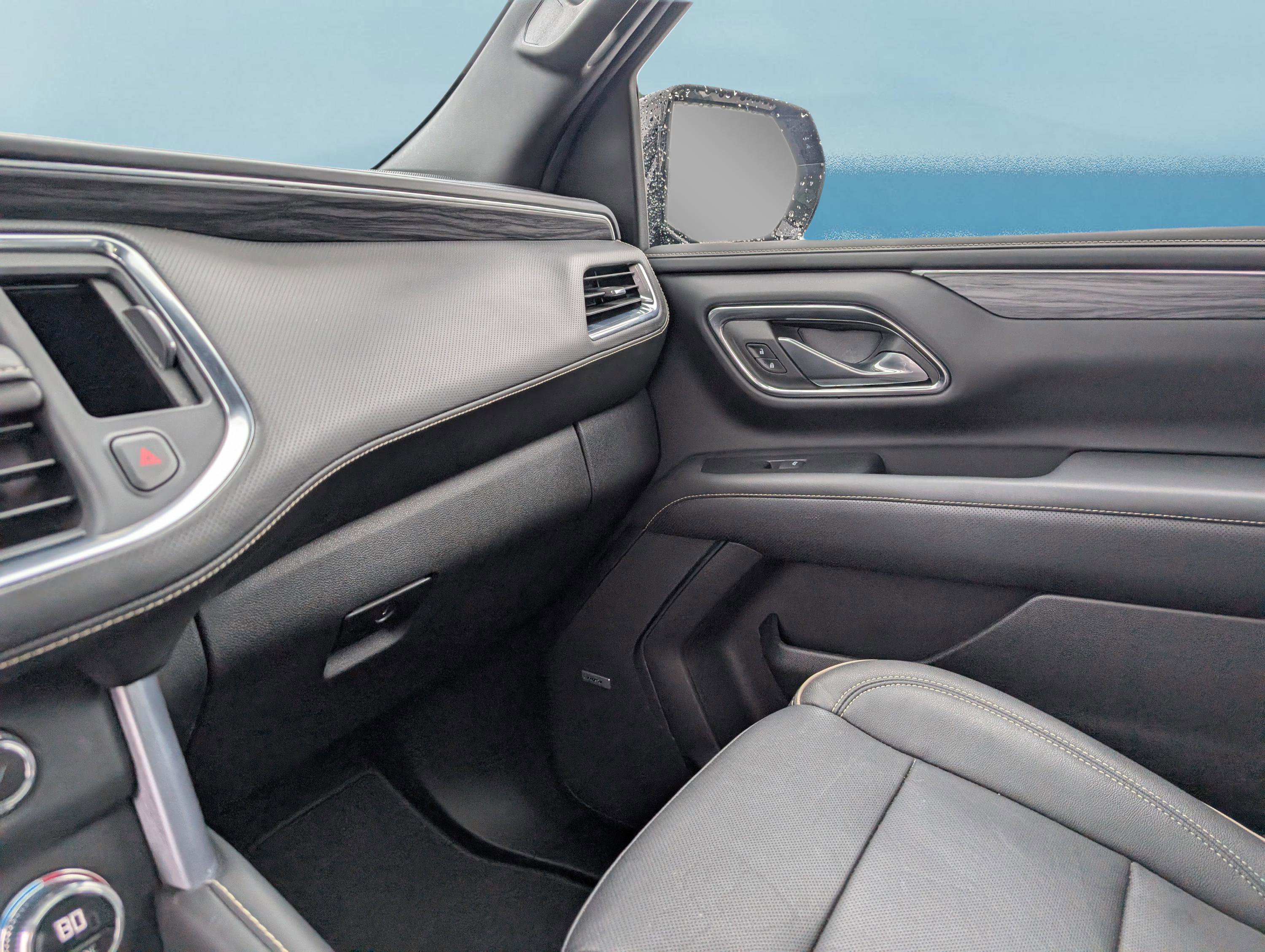 Certified 2023 GMC Yukon SLT w/ SLT Luxury Package image 30