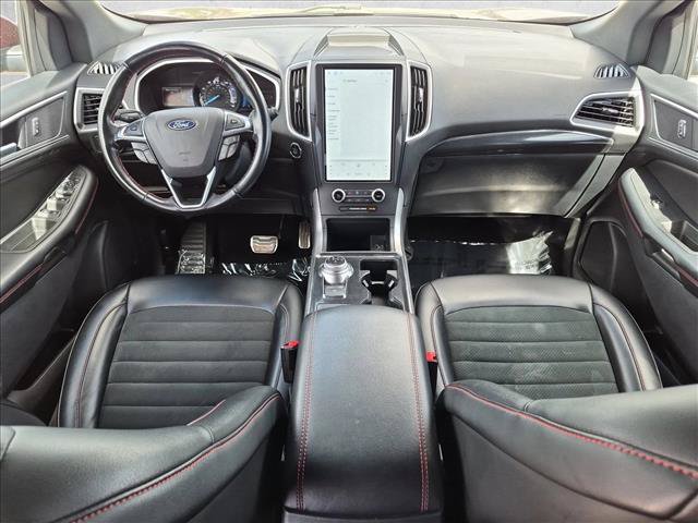 Used 2021 Ford Edge ST-Line AWD/4WD image 19