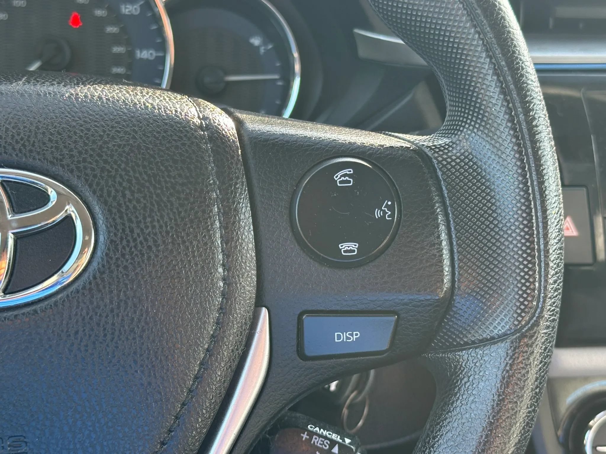 Used 2016 Toyota Corolla LE FWD image 28