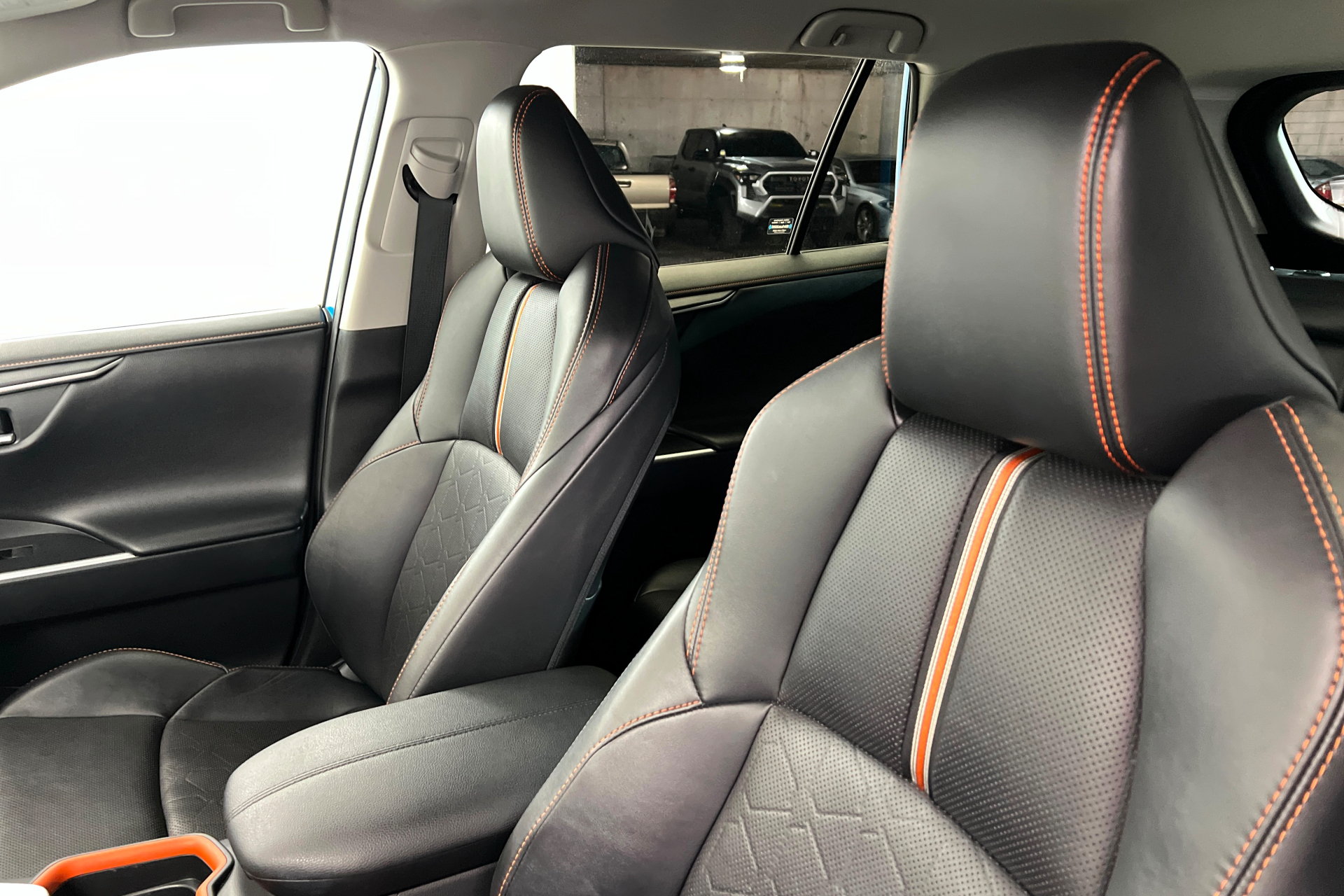 Used 2019 Toyota RAV4 Adventure w/ Cold Weather Package AWD/4WD image 16