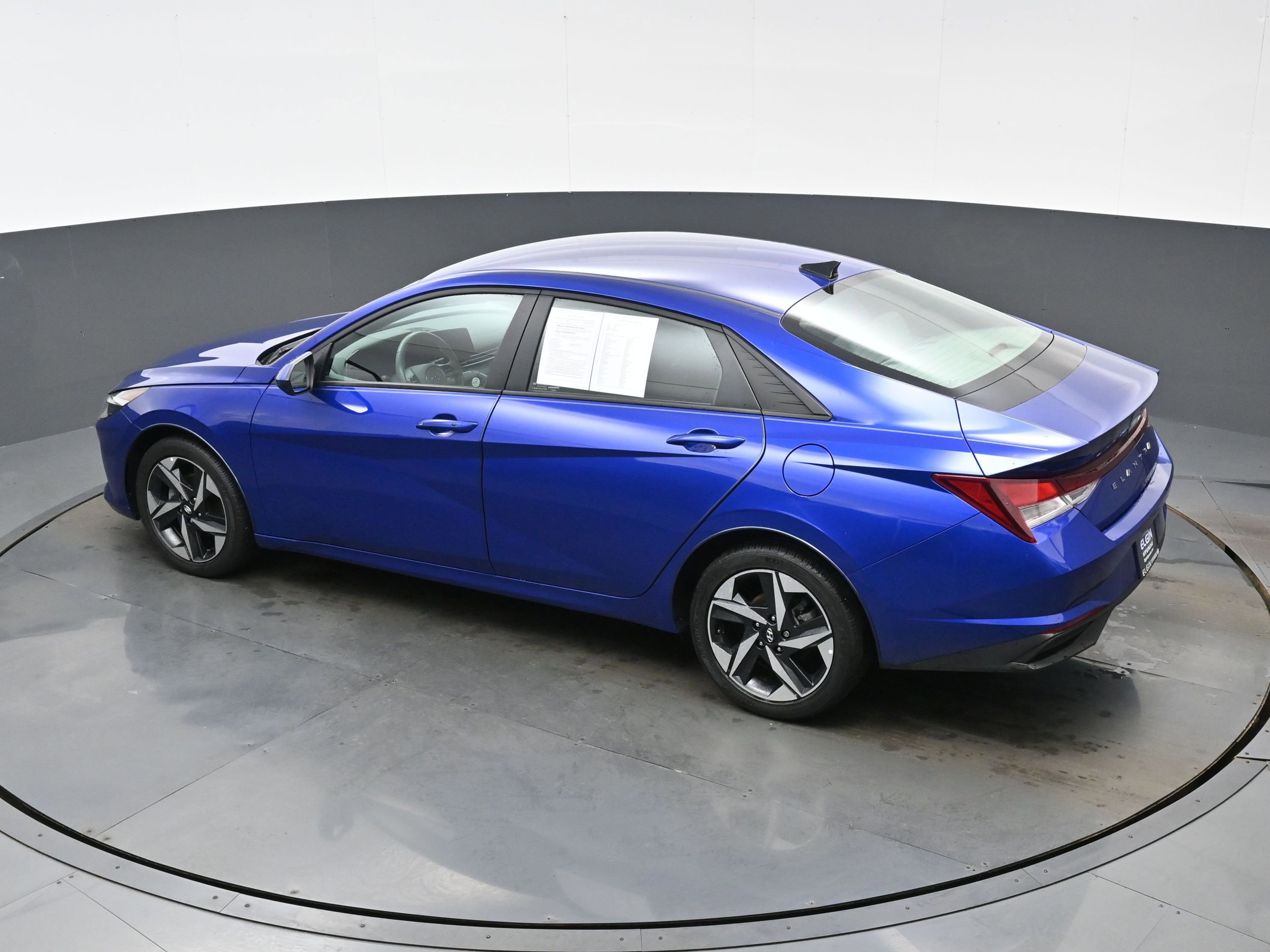 Used 2023 Hyundai Elantra SEL w/ Convenience Package image 34