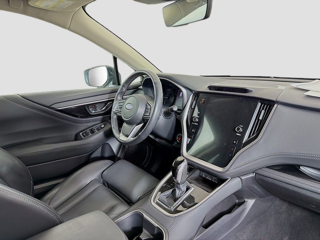 Used 2023 Subaru Outback Limited image 21