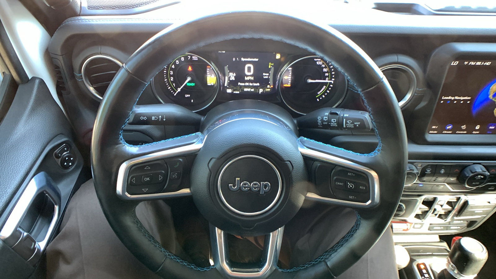 Used 2023 Jeep Wrangler Unlimited Rubicon 4xe w/ Cold Weather Group AWD/4WD image 17