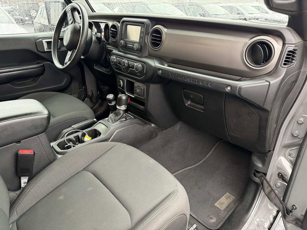 Used 2021 Jeep Wrangler Unlimited Sport image 23