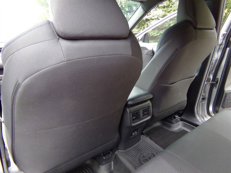 Used 2022 Toyota RAV4 SE image 26