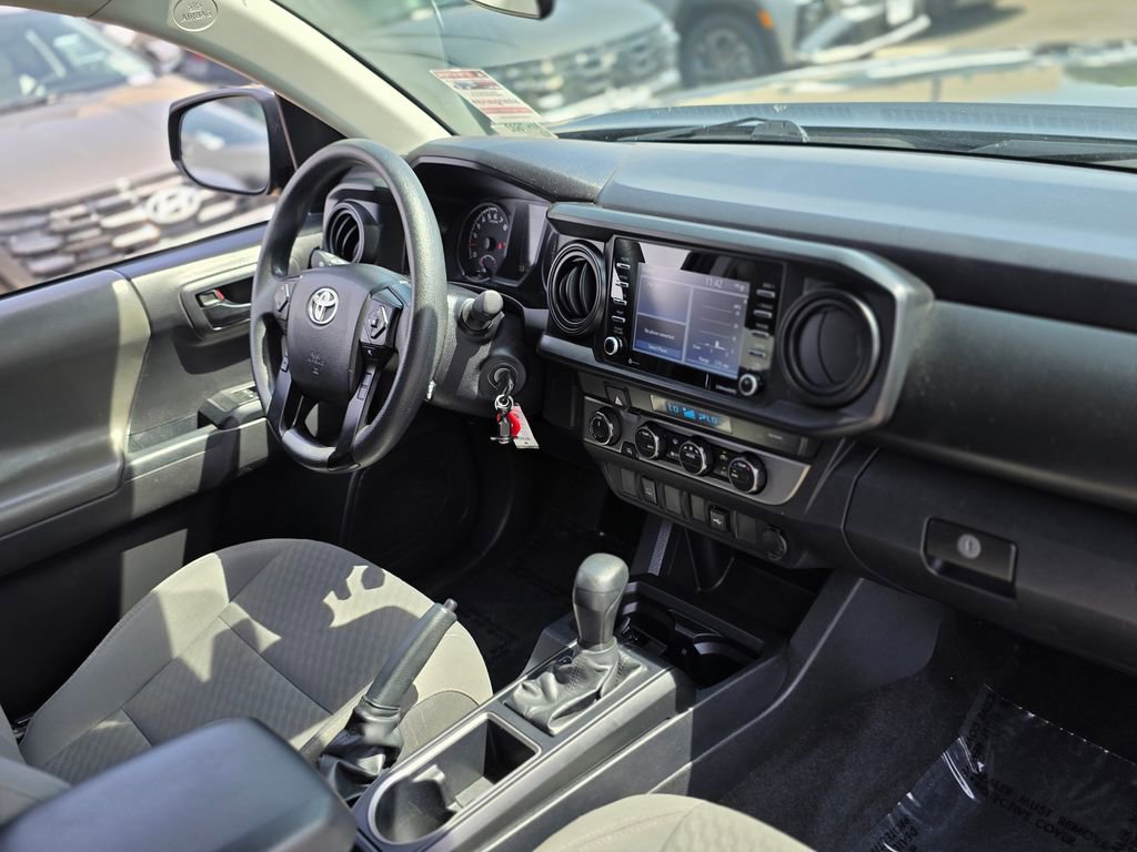 Used 2022 Toyota Tacoma SR image 9
