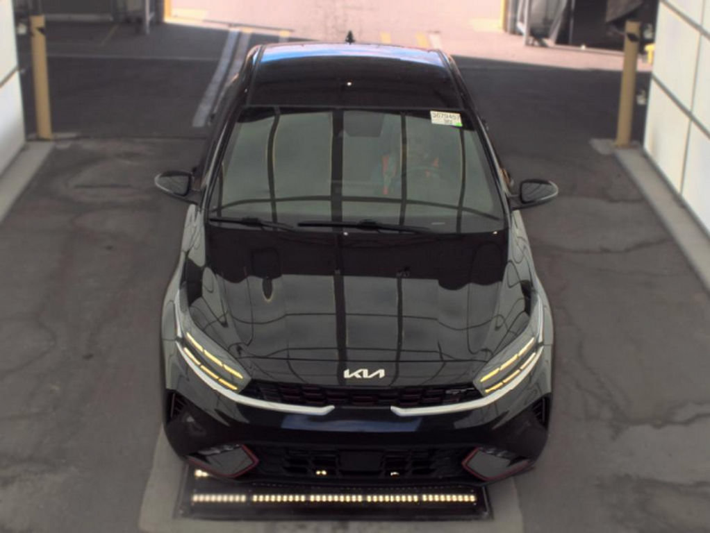 Used 2023 Kia Forte GT FWD image 3