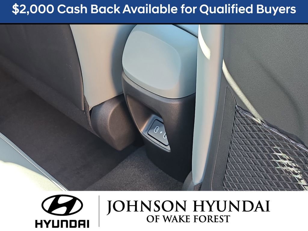 New 2026 Hyundai Elantra Limited image 20