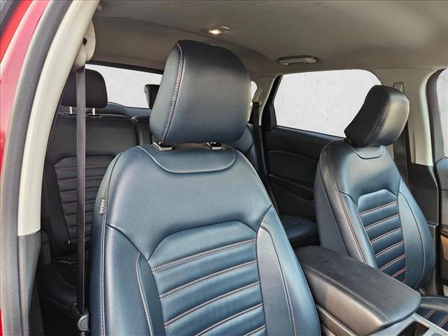 Certified 2022 Ford Edge SEL w/ Sport Appearance Package AWD/4WD image 16