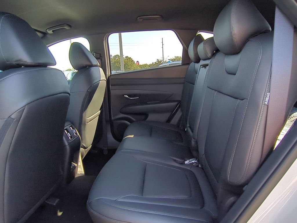 New 2026 Hyundai Tucson XRT image 16