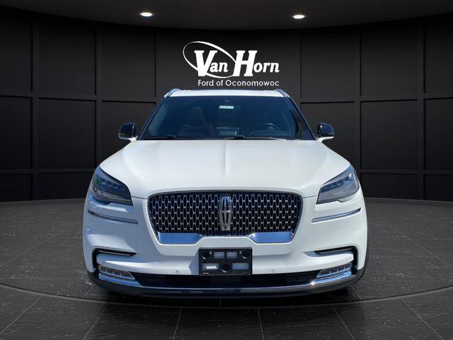 Used 2020 Lincoln Aviator Reserve w/ Equipment Group 201A image 2