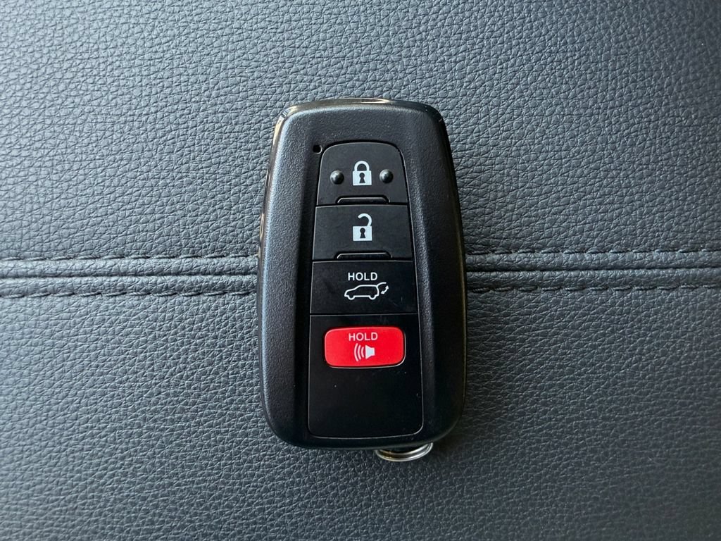 Used 2025 Toyota RAV4 XLE Premium w/ Weather Package AWD/4WD image 33