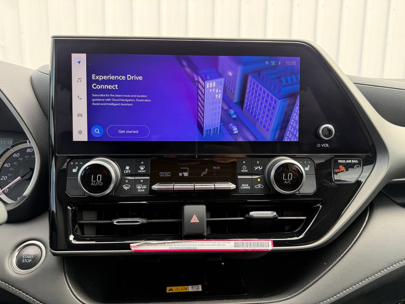 Used 2024 Toyota Highlander XLE FWD image 15