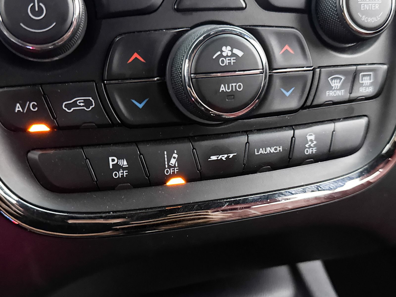 Used 2020 Dodge Durango SRT w/ Premium Interior Group AWD/4WD image 9