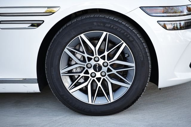 Used 2025 Genesis G80 2.5T image 4