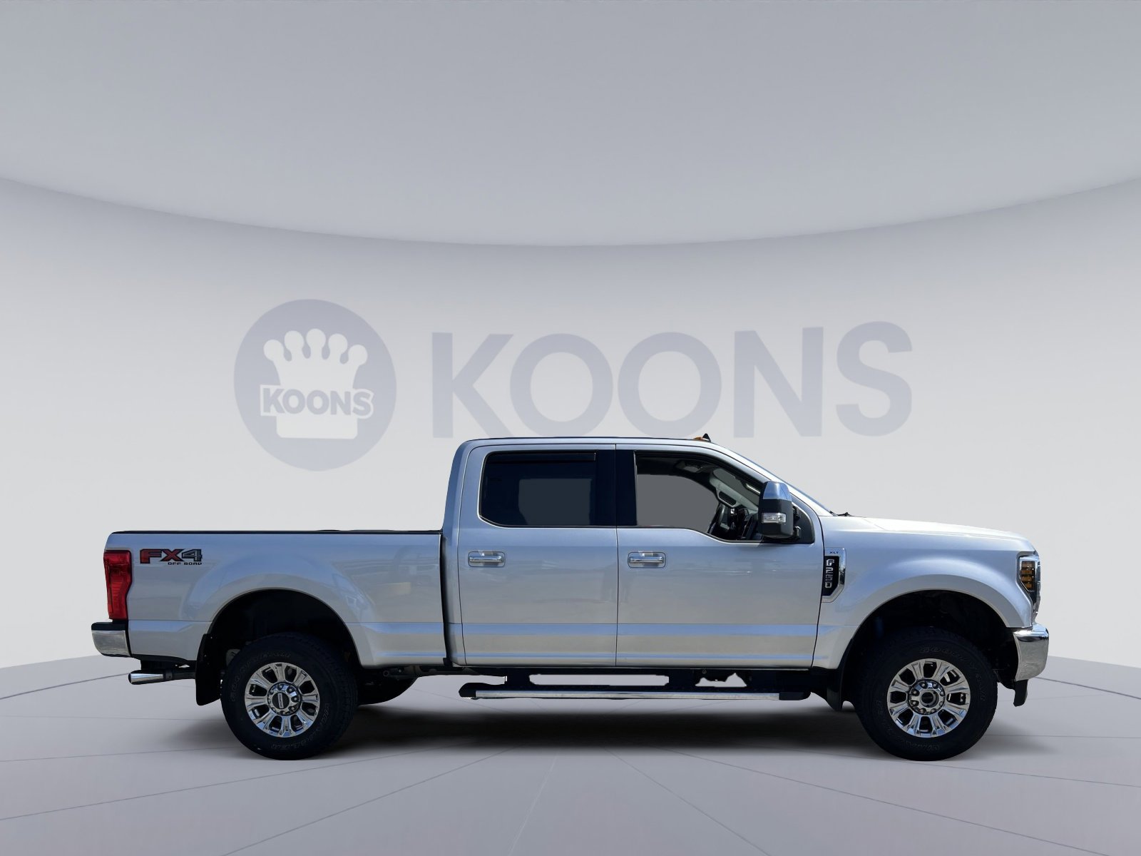 Used 2019 Ford F250 XLT w/ XLT Premium Package image 17