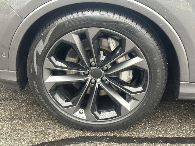 Certified 2026 Audi Q7 2.0T Premium w/ Premium Plus Package AWD/4WD image 8