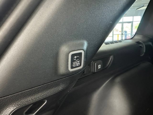 Used 2023 Jeep Grand Cherokee Altitude AWD/4WD image 14