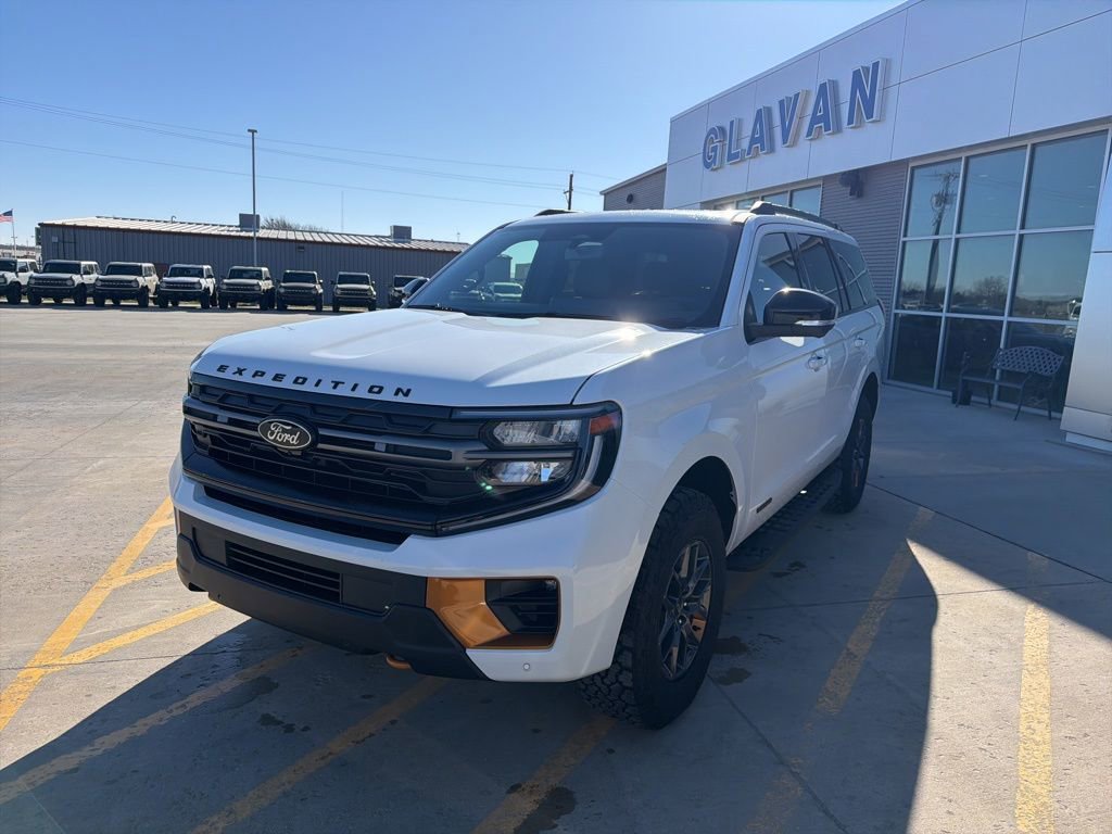 New 2026 Ford Expedition Tremor image 3
