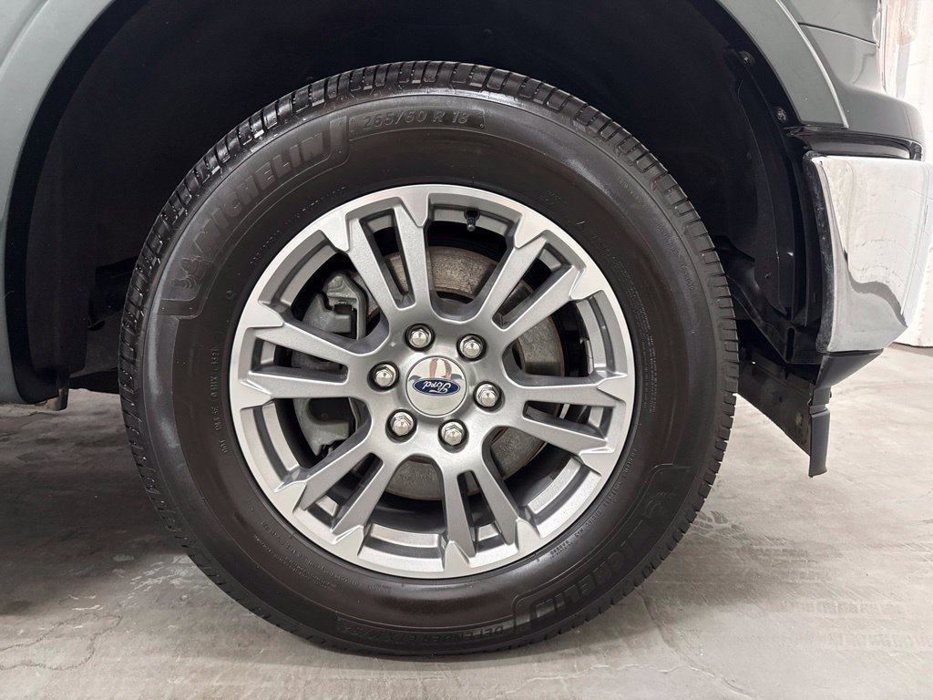 Used 2018 Ford F150 Lariat w/ Trailer Tow Package RWD image 49