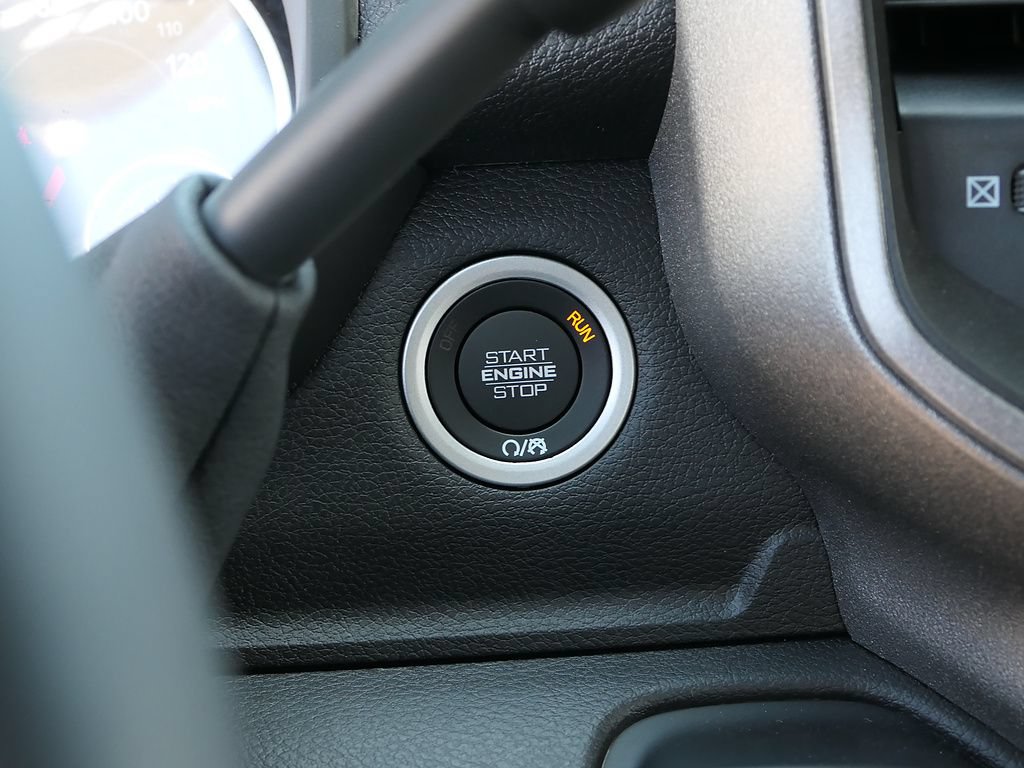 New 2026 RAM 5500 Tradesman w/ Safety Group AWD/4WD image 19