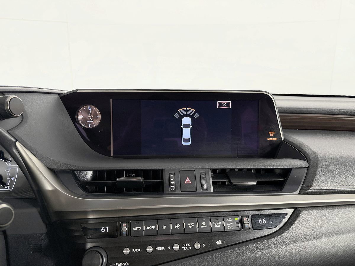 Used 2019 Lexus ES 300h w/ Premium Package FWD image 64