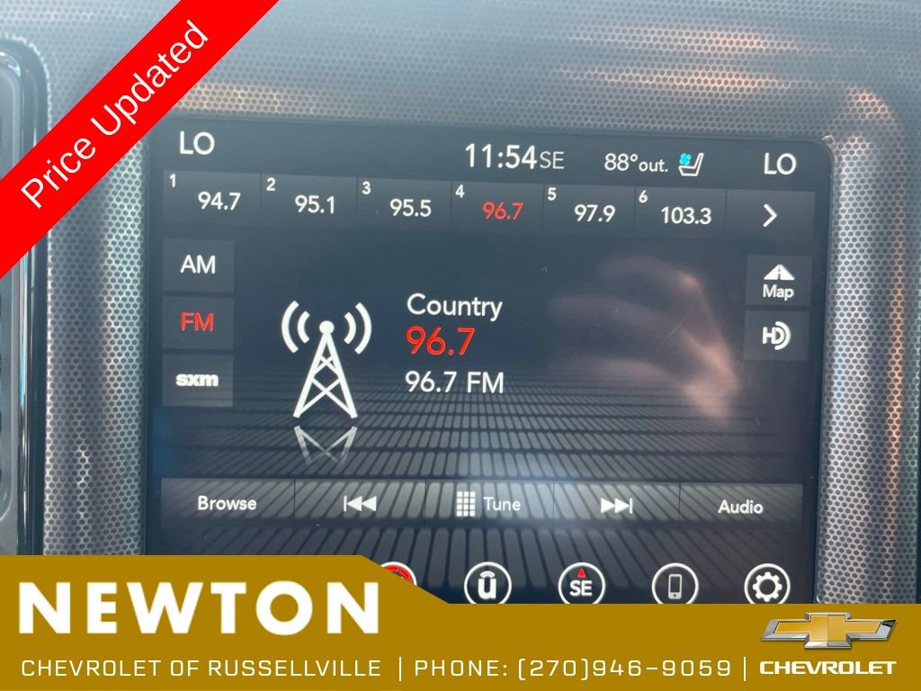 Used 2017 Dodge Challenger SXT Plus RWD image 9