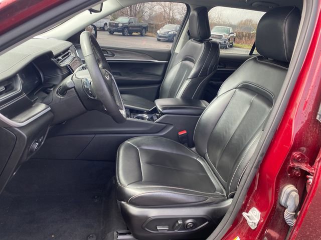 Used 2023 Jeep Grand Cherokee Limited AWD/4WD image 15