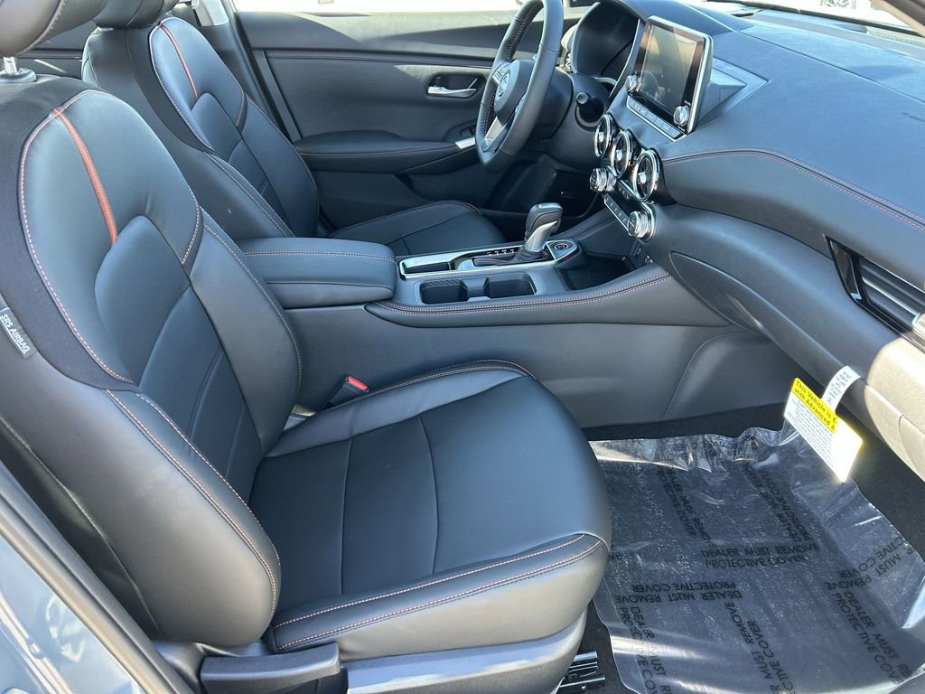 New 2025 Nissan Sentra SR w/ SR Premium Package image 9