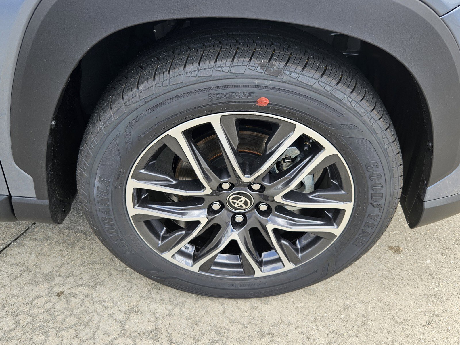 New 2026 Toyota Corolla Cross XLE image 12
