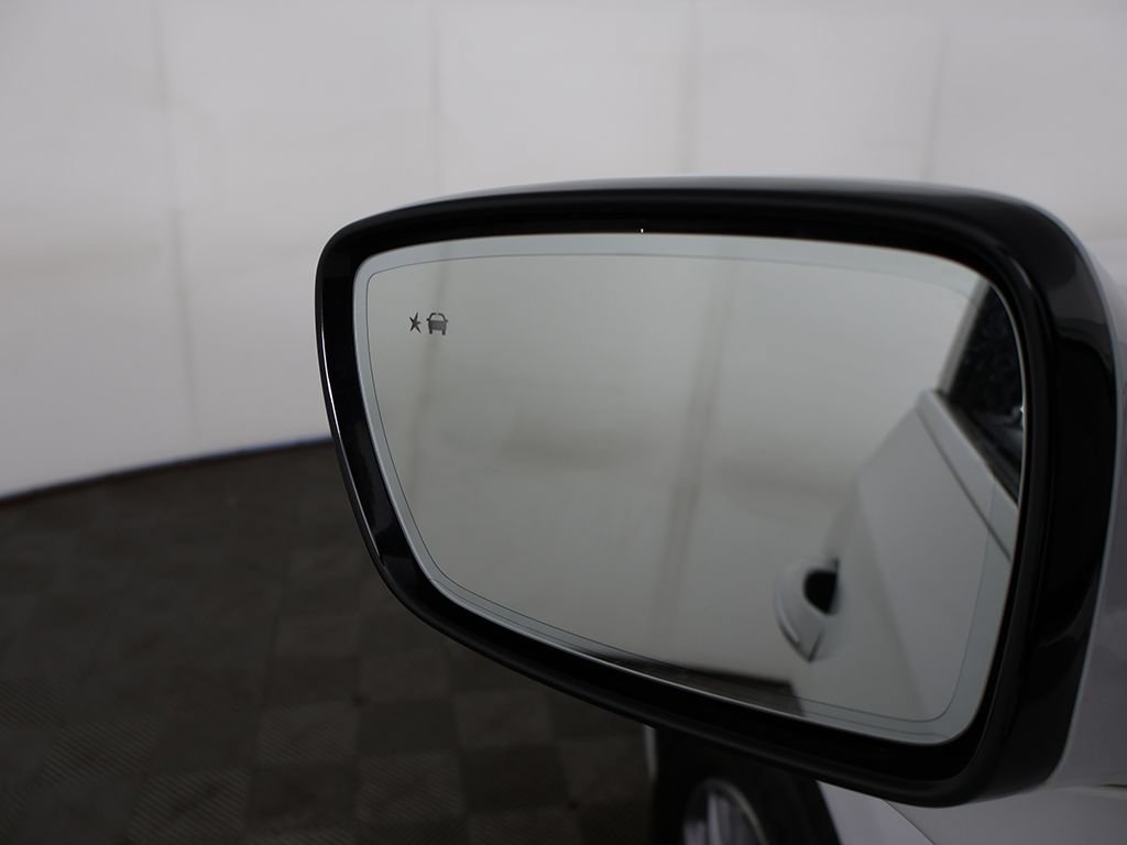 Used 2024 Buick Enclave Premium FWD image 39