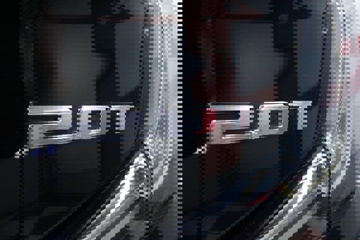 Used 2019 Cadillac XT4 Sport image 32