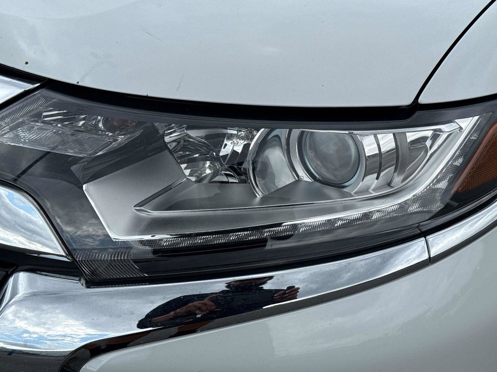 Used 2016 Mitsubishi Outlander SEL FWD image 9