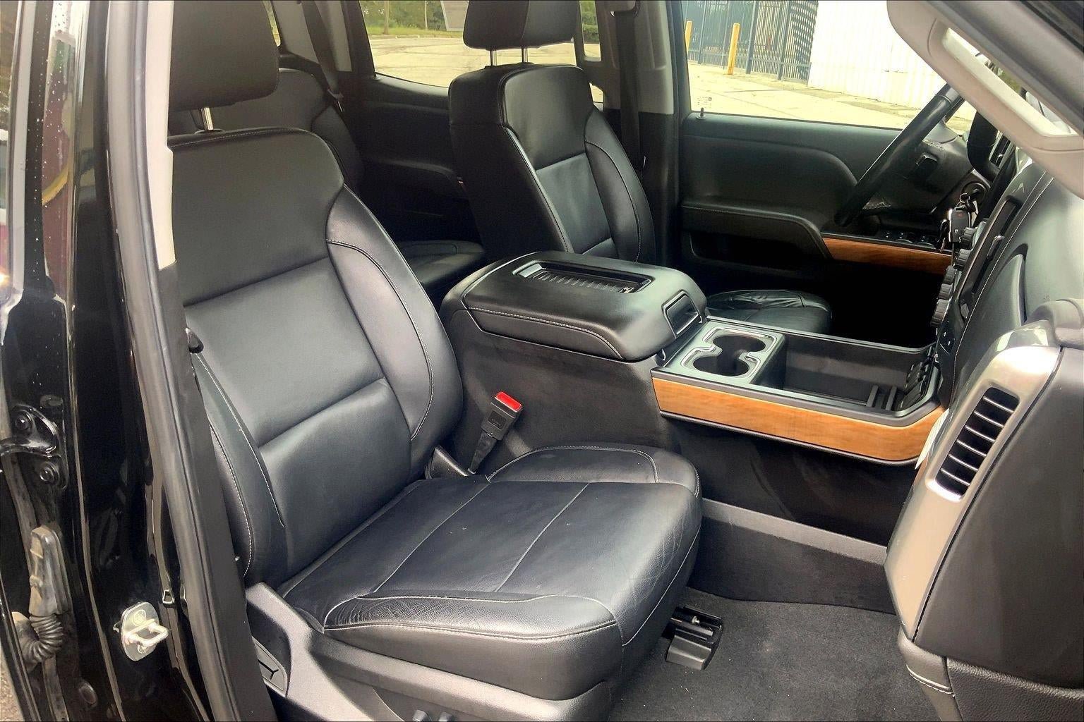 Used 2018 Chevrolet Silverado 1500 LTZ w/ Sport Package AWD/4WD image 7