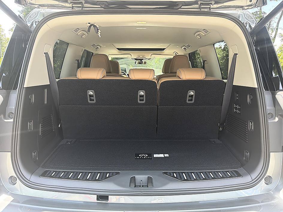 New 2027 INFINITI QX80 Luxe AWD/4WD image 24
