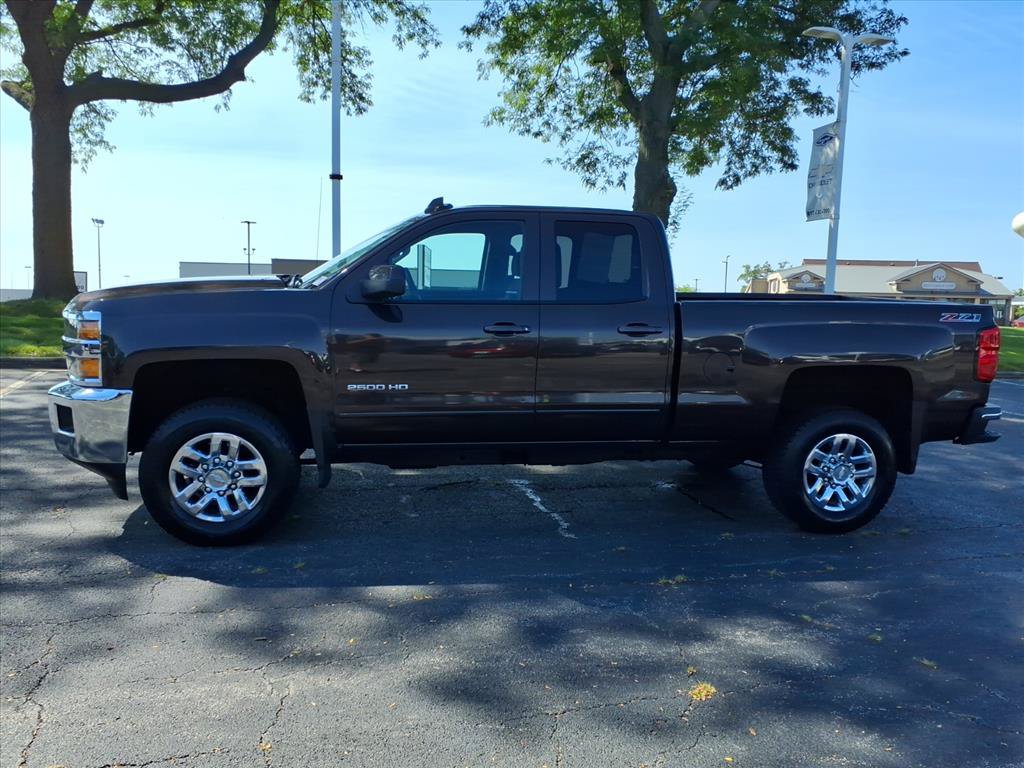 Used 2016 Chevrolet Silverado 2500 LT w/ LT Convenience Package AWD/4WD image 4
