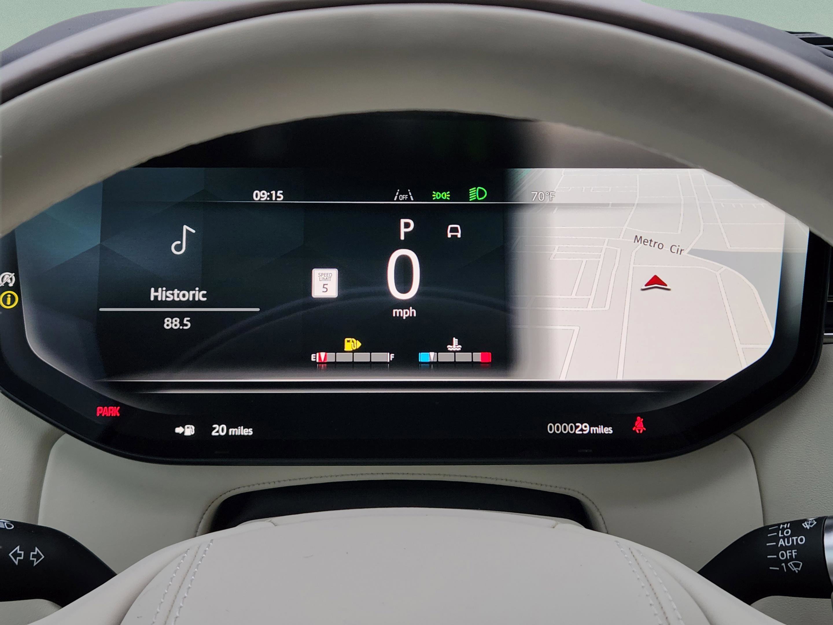 New 2026 Land Rover Range Rover Autobiography image 16