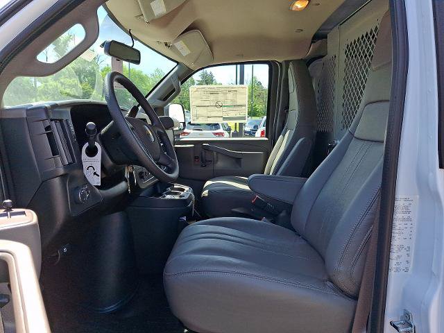 New 2026 Chevrolet Express 2500 w/ Driver Convenience Package RWD image 6
